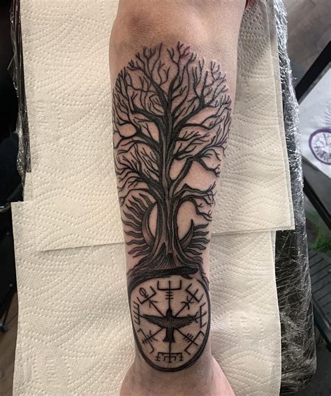 50+ yggdrasil tattoo đẹp và ý nghĩa nhất