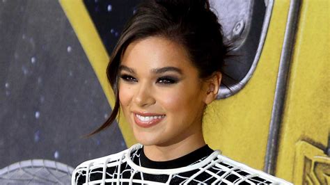 Views From The Edge: Being Filipino: Hailee Steinfeld is waiting for a ...