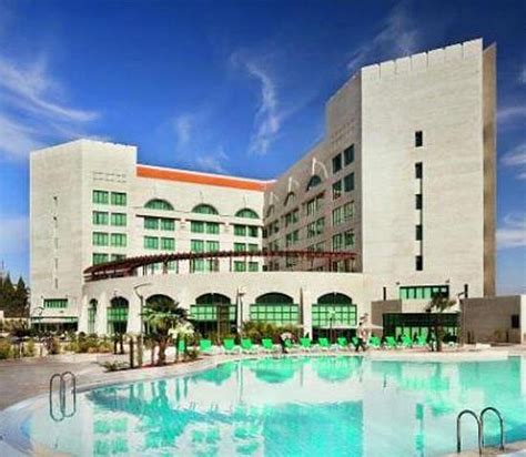 It has new, low-cost, rave-reviewed luxury hotels, but Ramallah ...