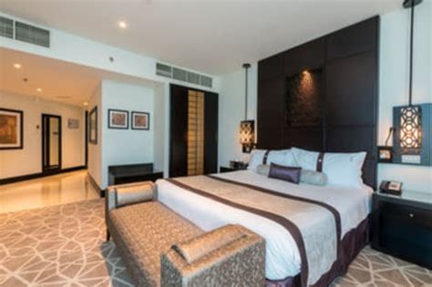 Holiday Inn DUBAI - AL BARSHA Hotel (Dubai) from £42 | lastminute.com