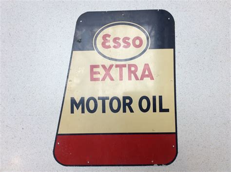 Lot 202 - Esso Extra Motor Oil: An Aluminium