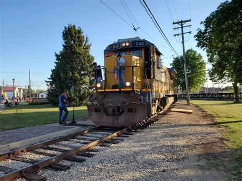 Union Pacific road-switcher cab ride - Trains