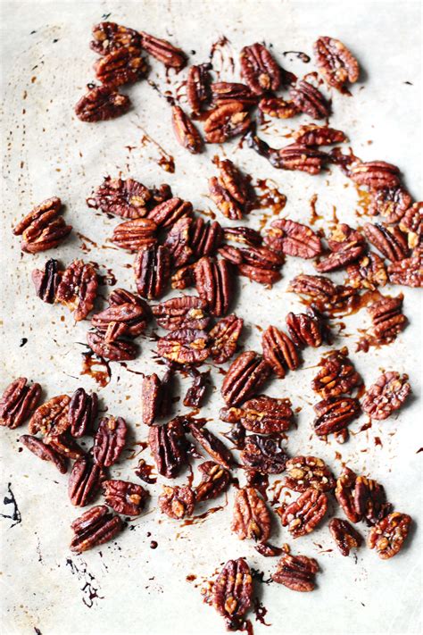 Easy Maple Roasted Pecans - Cooks with Cocktails