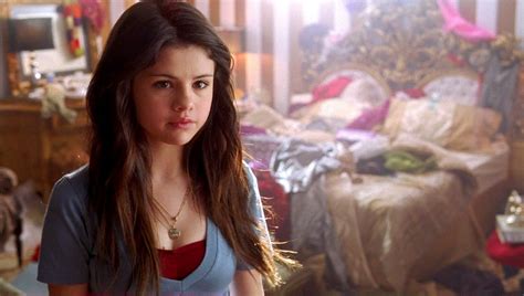 Selena Gomez: Vượt ra khỏi chiếc bóng của công chúa Disney