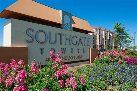 Apartments for rent in Baton Rouge Louisiana Southgate Towers