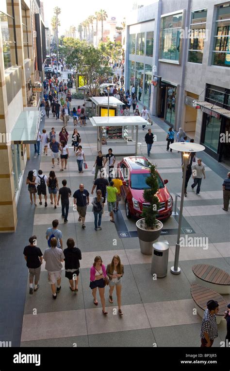 Santa Monica Place Mall Stock Photo - Alamy