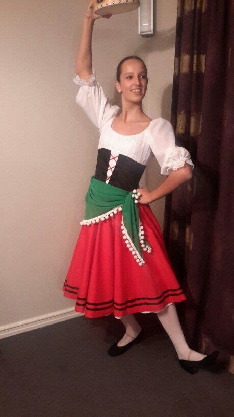 Tarantella costume Italian Night, Italian Girls, Theme Dress, Dress Up ...