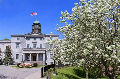 McGill University (Montreal, Quebec, Canada)