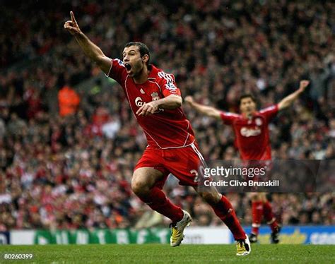 Javier Mascherano Liverpool Photos and Premium High Res Pictures - Getty Images