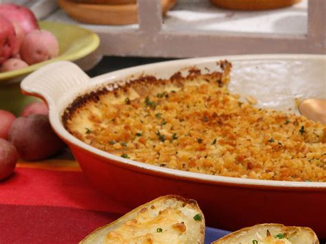 Yukon Gold Potato Gratin with Horseradish, Gruyere and Sweet Onion ...