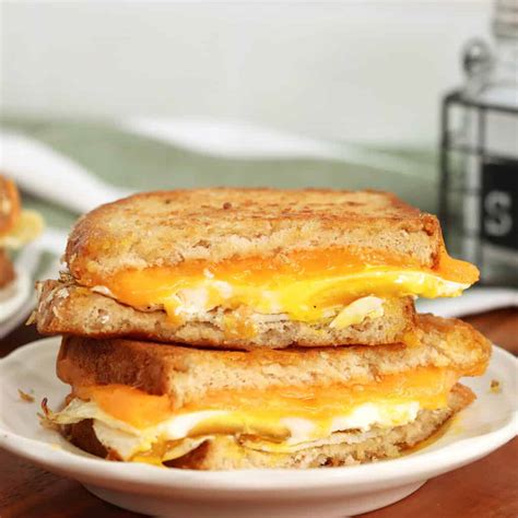 Grilled Cheese and Egg Sandwich - Inspirational Momma