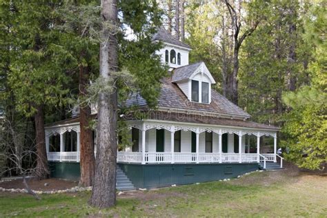 Wawona Hotel Yosemite stock photo. Image of classic, rustic - 16879614