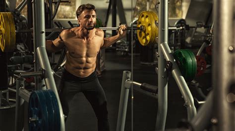 5 Most Important Exercises for Muscle Growth in an Effective Routine