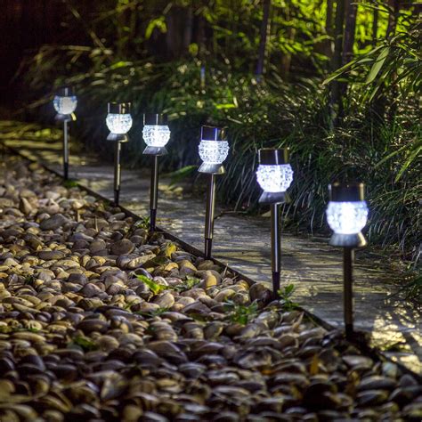 Top 15 Best Solar Path Lights in 2018 | Reviews and Top Picks - Solar ...