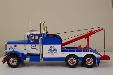 Peterbilt 359 Wrecker -- Plastic Model Vehicle Kit -- 1/25 Scale -- #1133 pictures by 30SAY63