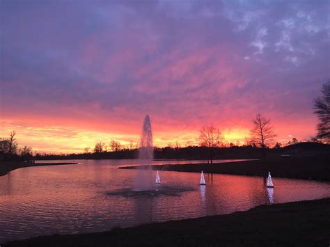 @Christmas day sunset at Silver Lakes... from @KGuthary | Sunset, Silver lake, Lake