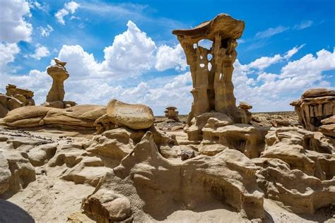 They call this hoodoo "The Alien Throne" Bisti De-Na-Zin wilderness New Mexico. #hiking #camping ...