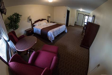 Stagecoach Inn & Suites Rooms: Pictures & Reviews - Tripadvisor