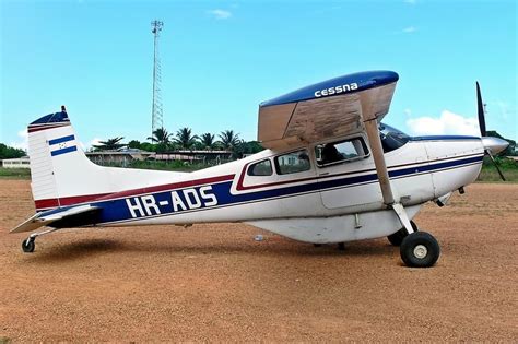 Cessna 185 Guide and Specs : Is The Skywagon Best For You? - Aviator ...