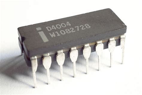 Intel’s First Commercial Microprocessor — 4004 | by Sahil Patel | STwGK | Medium