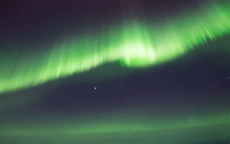 Green Northern Lights Wallpapers - Top Free Green Northern Lights Backgrounds - WallpaperAccess