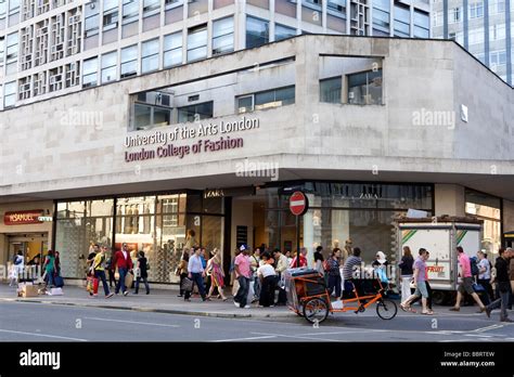 London college of fashion hi-res stock photography and images - Alamy