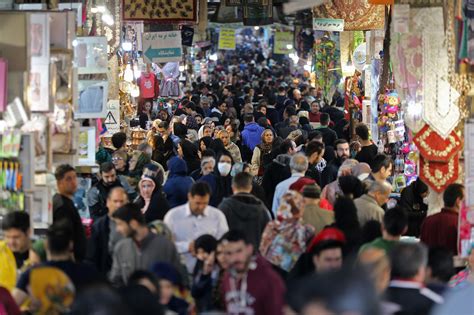 Tehran Grand Bazaar | The world's largest indoor market - Irantripedia