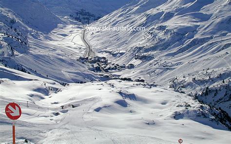 Lech Skiing - read our look at the Lech-Zürs ski area