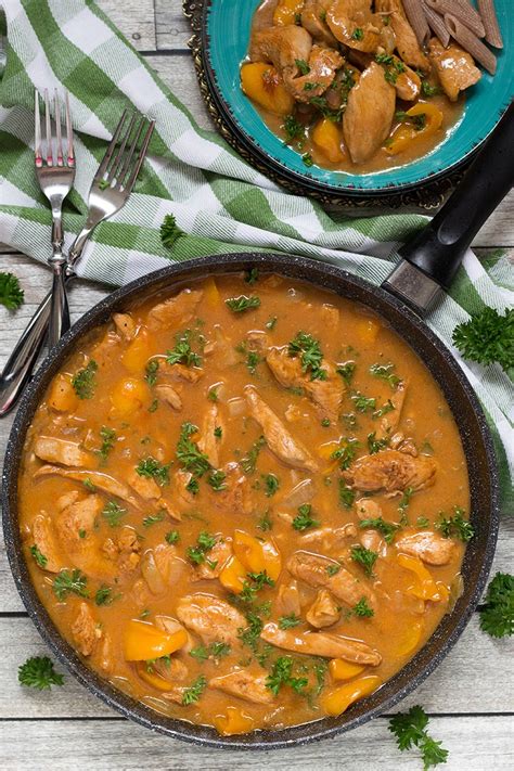 Hungarian Chicken Paprikash Recipe - Cooking The Globe