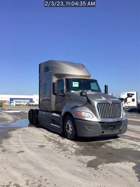 2018 International LT Sleeper Semi Truck - 73" Roof, Cummins 400HP ...