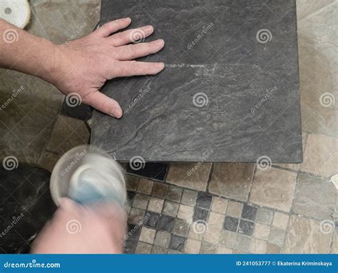 Tiler Cuts Ceramic Floor Tile with Angle Grinder Stock Image - Image of disc, ceramic: 241053777