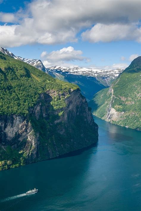 Beautiful Scenery and Exciting Attractions While Cruising in Norway ...