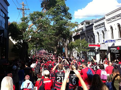 Western Sydney Wanderers FC Branding :: Behance