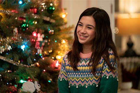 ‘Christmas Again’ Cast Teases New Disney Channel Original Movie – Hollywood Life