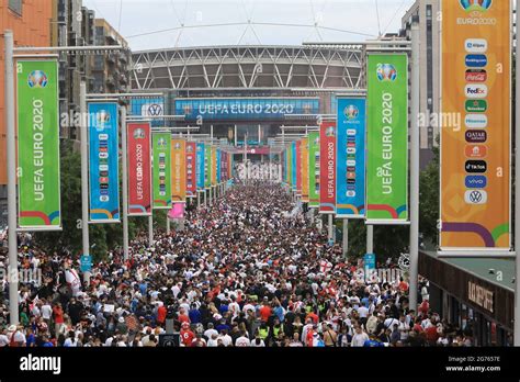 Wembley stadium euros final hi-res stock photography and images - Alamy