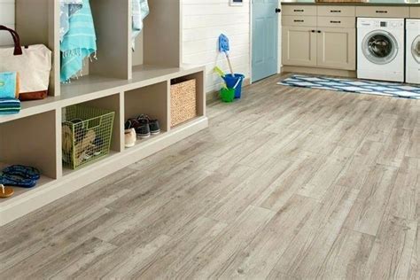 4 Recommended Basement Flooring Options