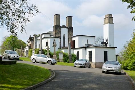 Woodside Crematorium © Lairich Rig :: Geograph Britain and Ireland