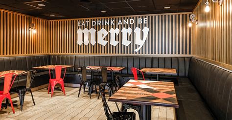 Round Table Pizza unveils redesign | Nation's Restaurant News