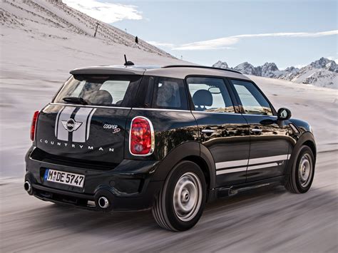 2014 MINI Cooper Countryman - Information and photos - MOMENTcar