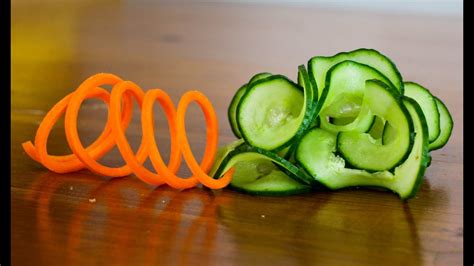 How to Make a Carrot Slinky and Cucumber Garnish - YouTube