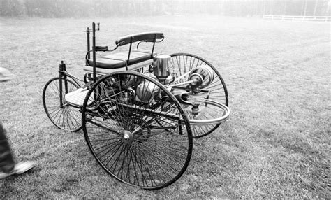 1886 Benz Patent Motorwagen Photos | Benz, Patent, Automobile