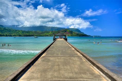 Hanalei Pier in Kauai. Great location for plein air painting in Hawaii ...