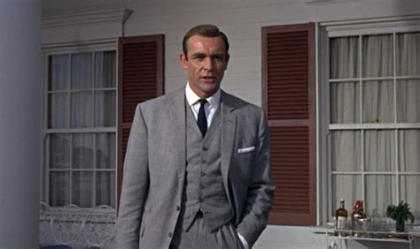 James Bond's Iconic Glen Plaid Goldfinger Suit » BAMF Style | James bond suit, Bond outfits ...