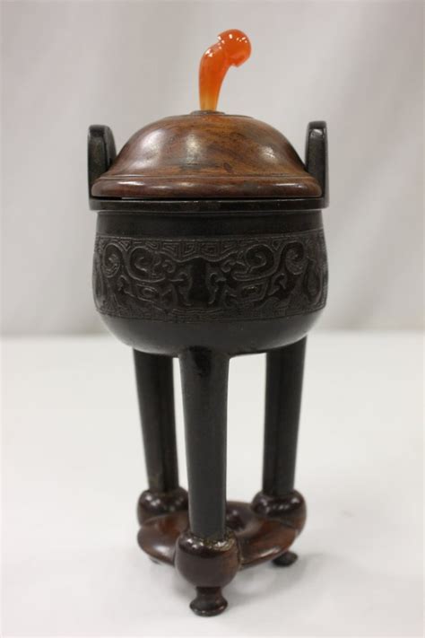 Chinese antique bronze ding - Apr 01, 2013 | International Auction Gallery in CA