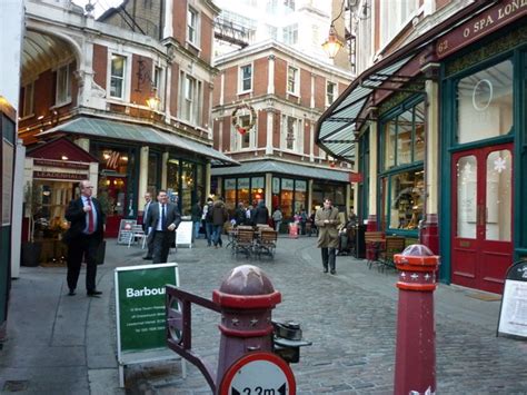 Lime Street Passage off Lime Street,... © Ian S cc-by-sa/2.0 :: Geograph Britain and Ireland