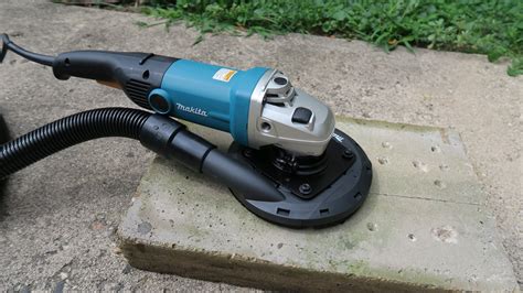 Makita 7" Angle Grinder Review - Tools In Action - Power Tool Reviews