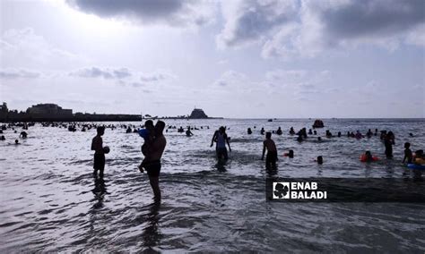 Latakia beaches no longer for poor people - Enab Baladi