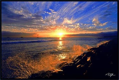 Blue Sky Sunset Maui | Sunset, Hawaiian sunset, Hawaii pictures