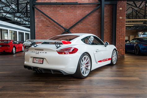 Porsche Cayman GT4 White Red (3) - Richmonds