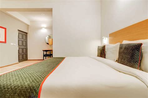 Hotels Near Sector 14, Gurgaon from ₹412